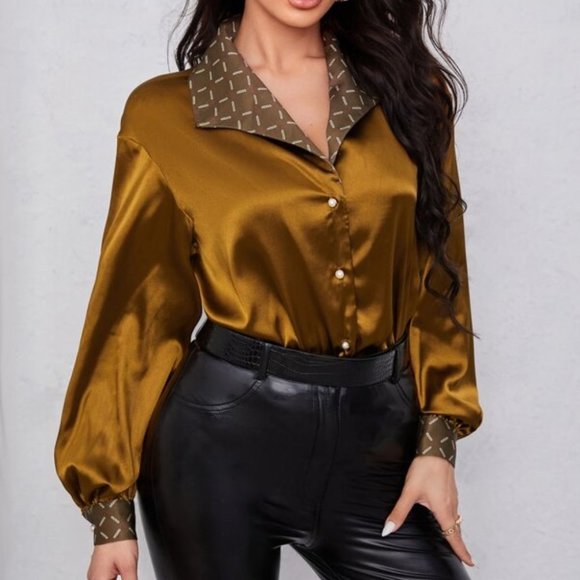 Chain Print Satin Blouse - Picture 4 of 5